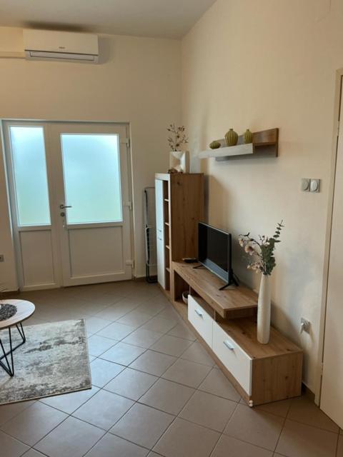 Apartman Laura Dramalj Pokoj fotografie